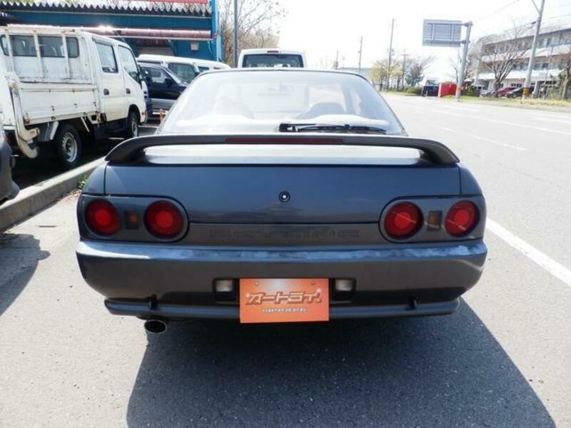 SKYLINE