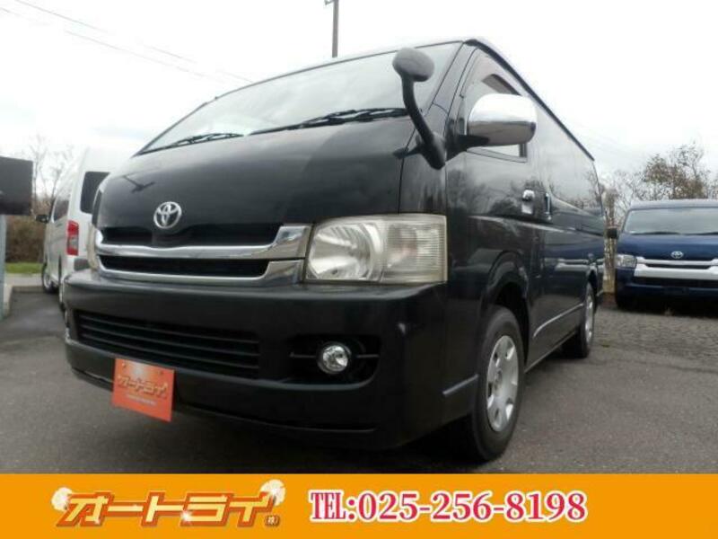 TOYOTA HIACE WAGON