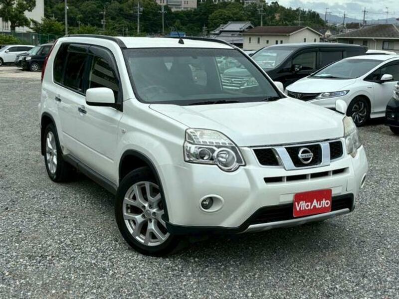 X-TRAIL