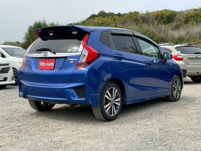 FIT HYBRID