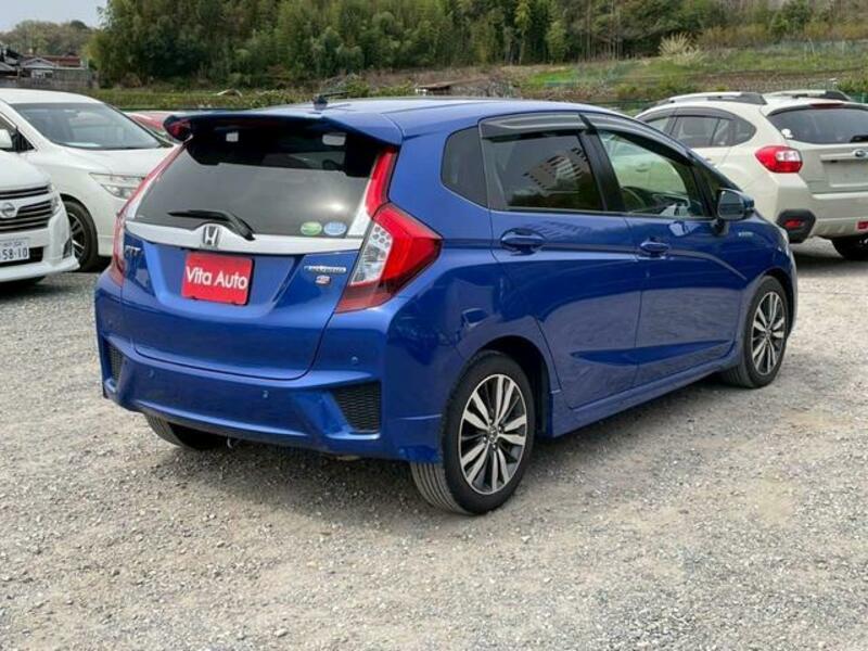 FIT HYBRID