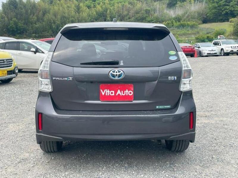 PRIUS ALPHA