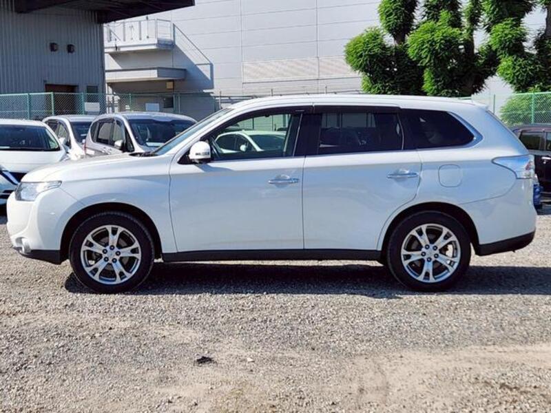 OUTLANDER