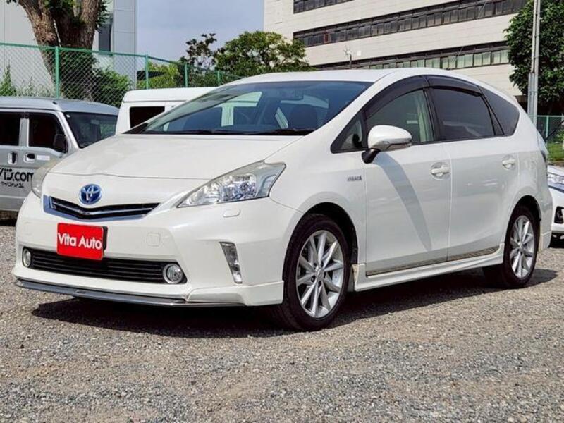 PRIUS ALPHA