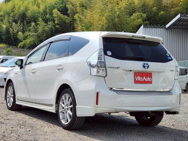 PRIUS ALPHA