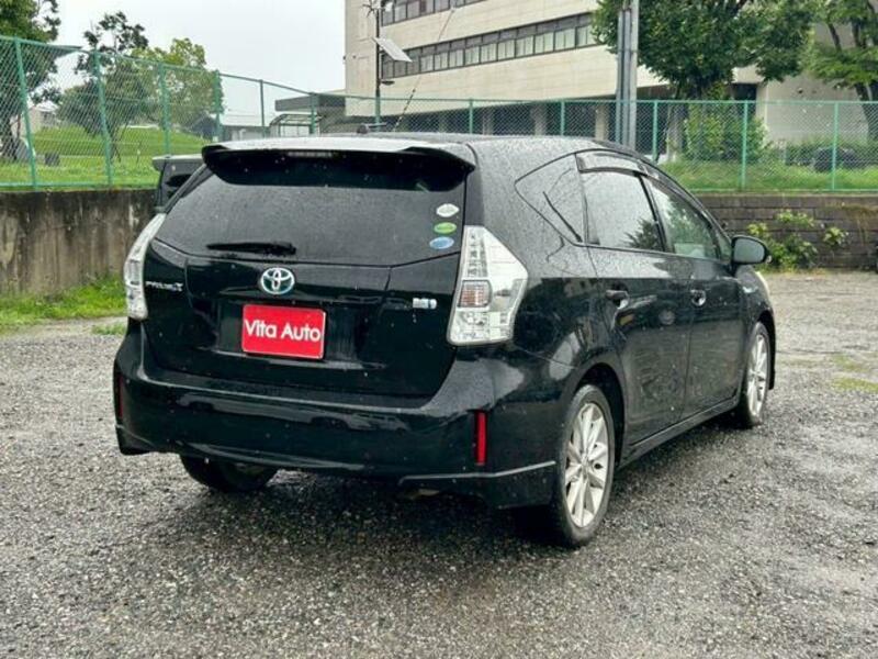 PRIUS ALPHA
