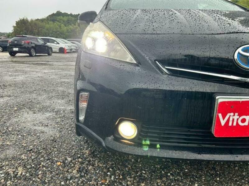 PRIUS ALPHA