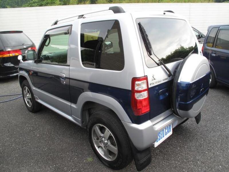 PAJERO MINI