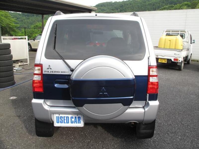 PAJERO MINI