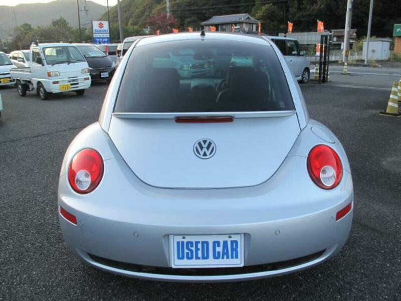 NEW BEETLE