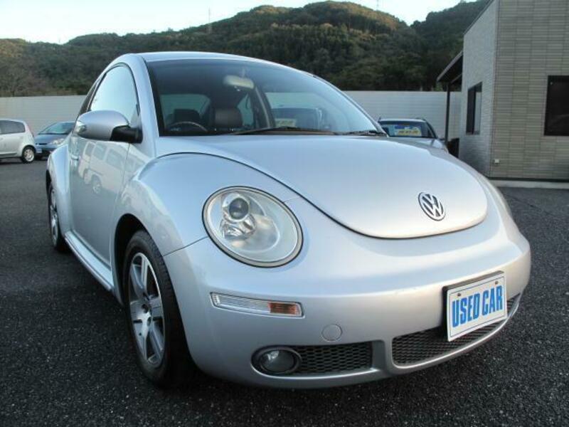 VOLKSWAGEN NEW BEETLE