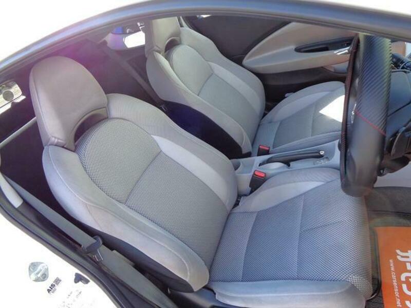 CR-Z
