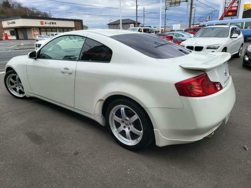SKYLINE