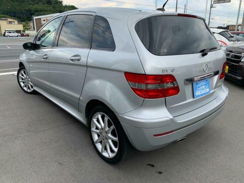 B-CLASS