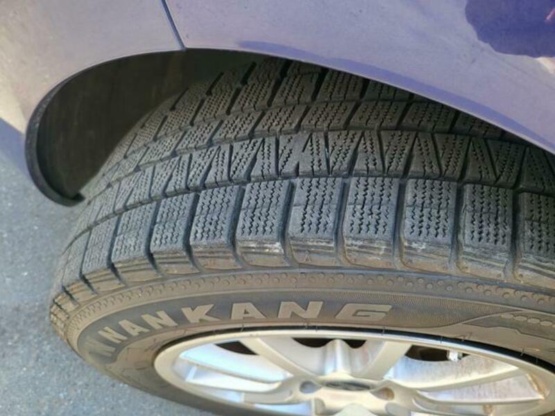 208