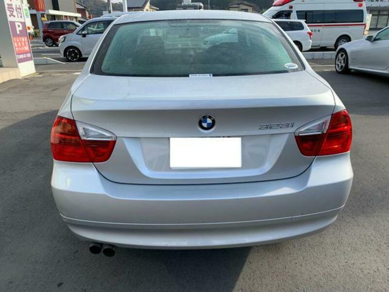 3 SERIES
