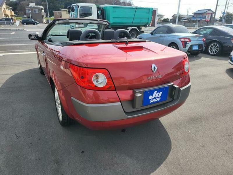 MEGANE