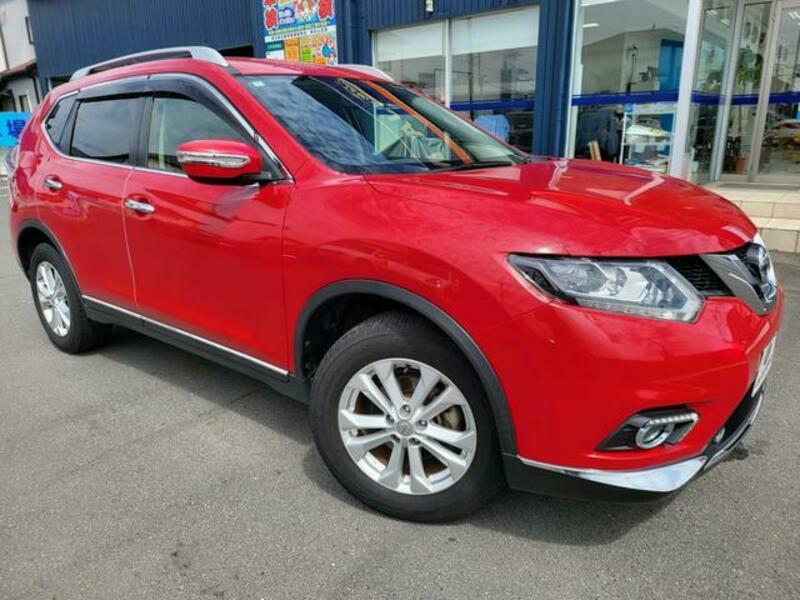 X-TRAIL