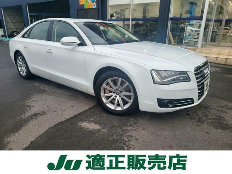 AUDI A8