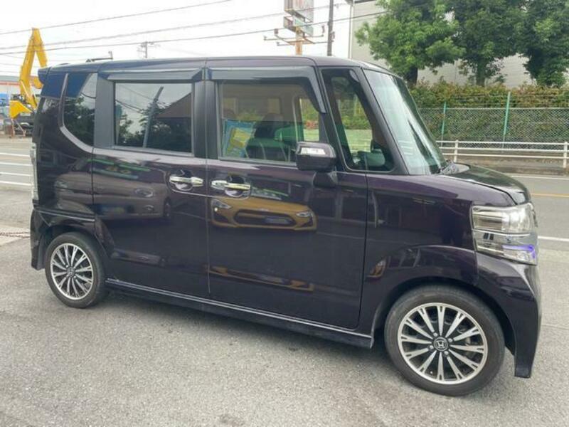 N BOX CUSTOM