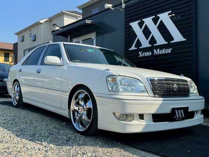 TOYOTA CROWN