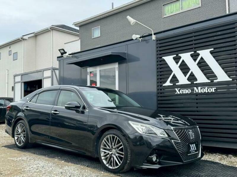TOYOTA CROWN
