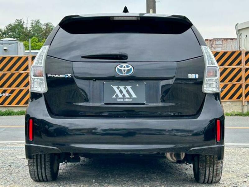 PRIUS ALPHA