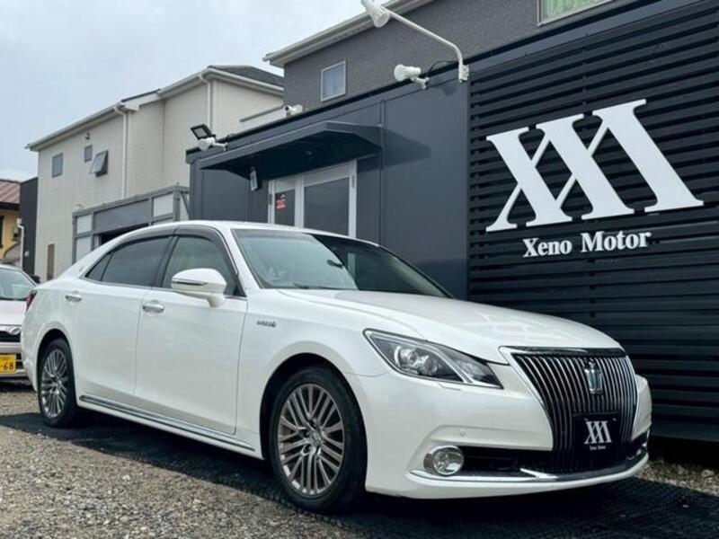 TOYOTA CROWN MAJESTA