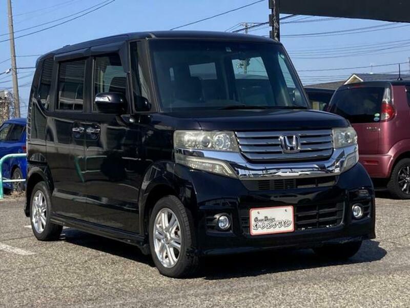 N BOX CUSTOM
