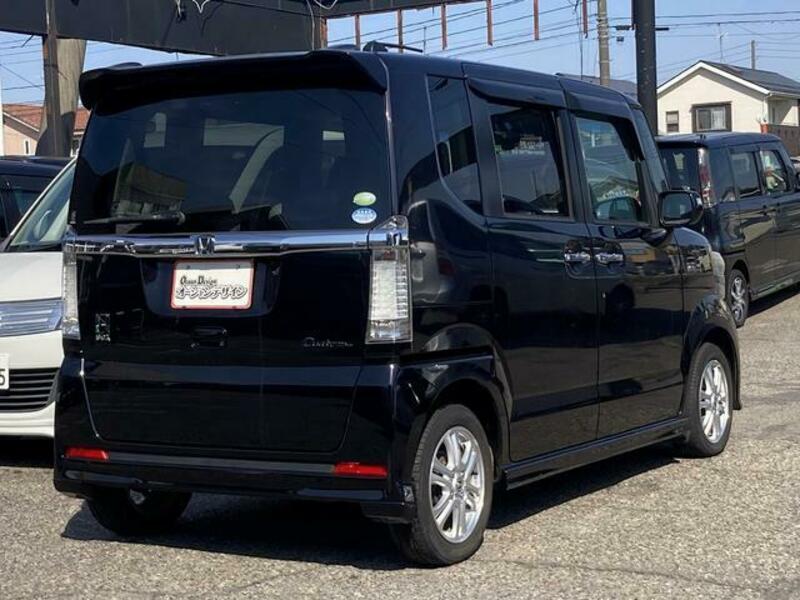 N BOX CUSTOM