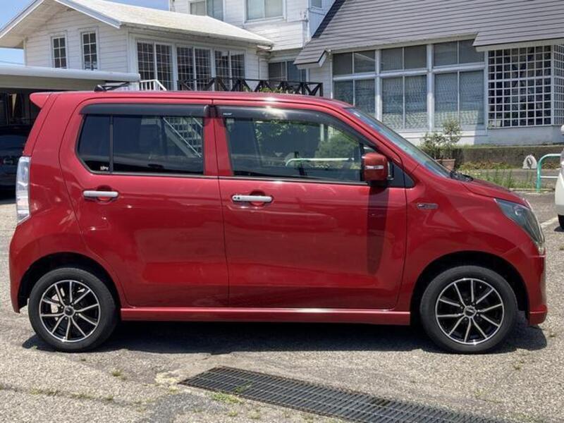 WAGON R