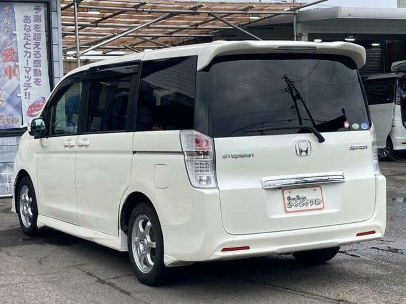 STEPWAGON SPADA