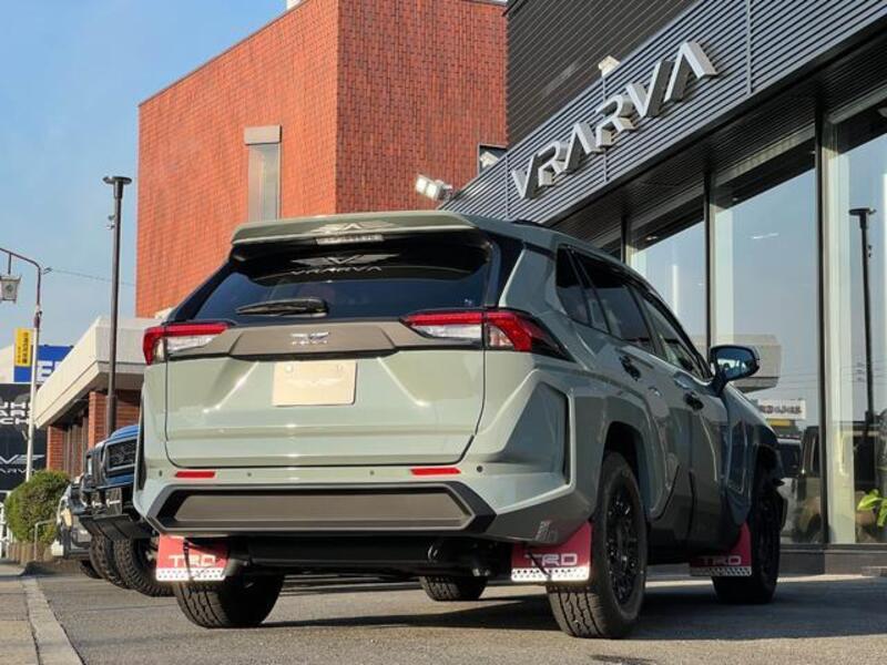 RAV4