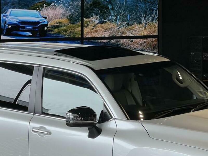LAND CRUISER