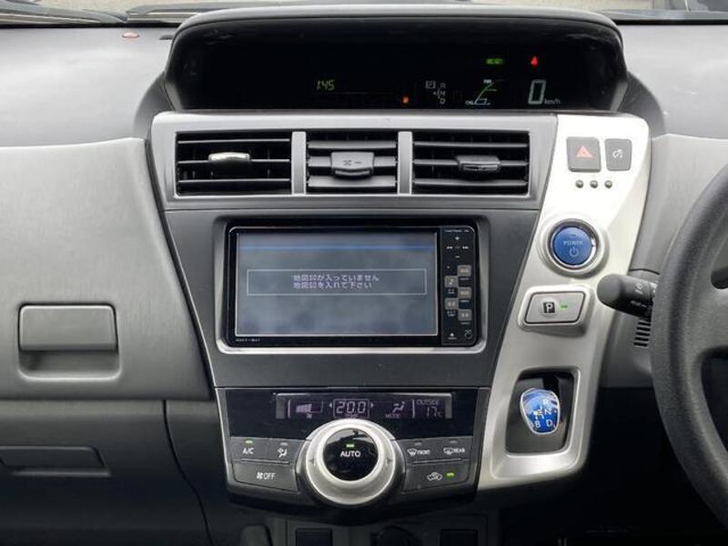 PRIUS ALPHA