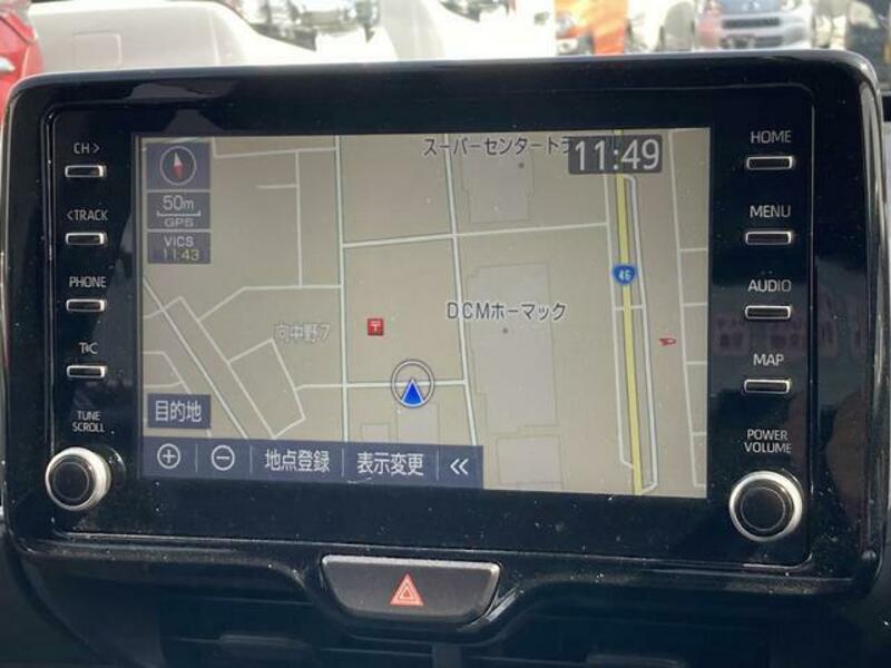 YARIS CROSS