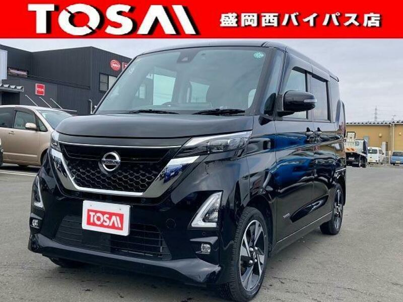 NISSAN ROOX