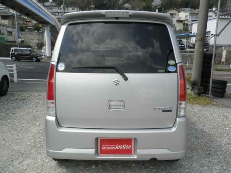 WAGON R