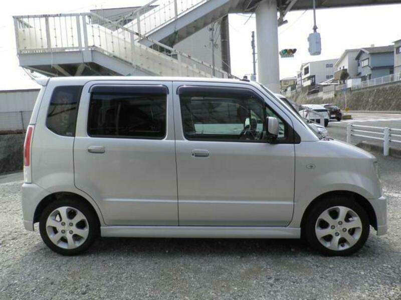 WAGON R