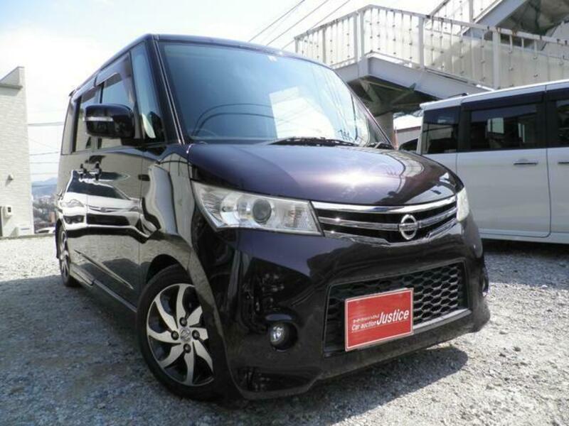 NISSAN ROOX