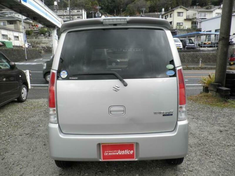 WAGON R