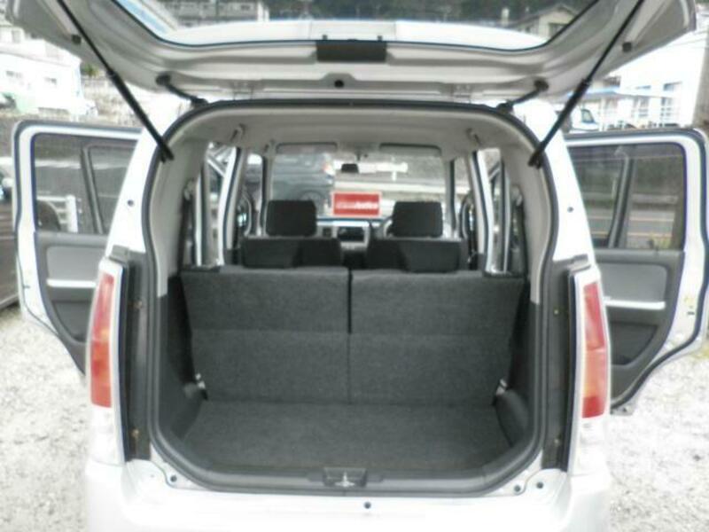 WAGON R