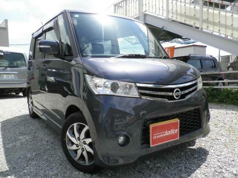NISSAN ROOX