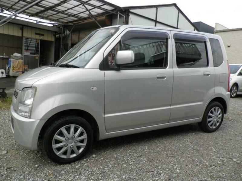 WAGON R