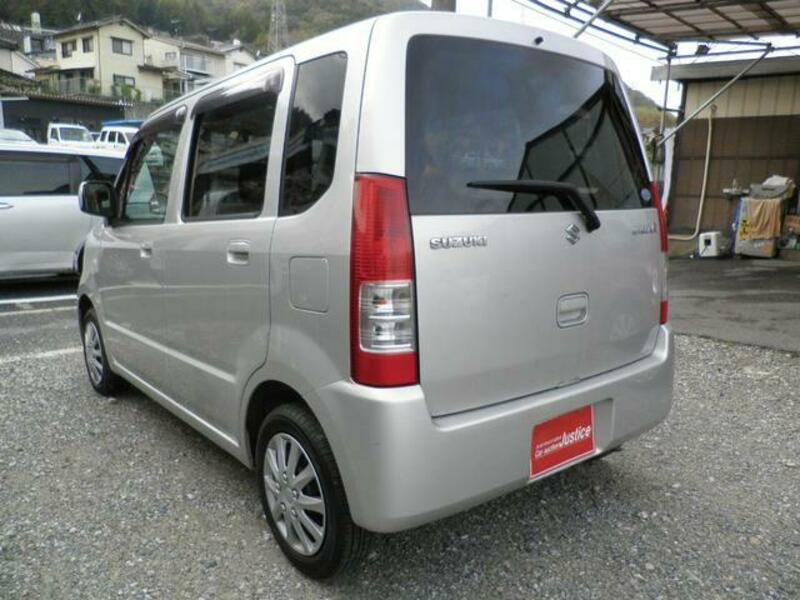 WAGON R