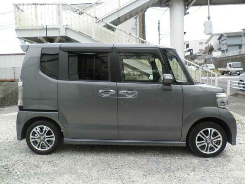 N BOX CUSTOM