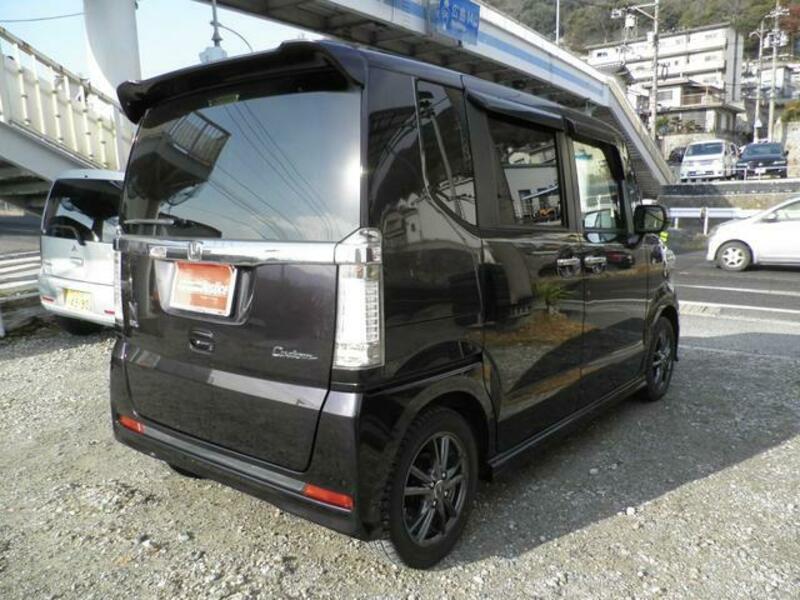 N BOX CUSTOM