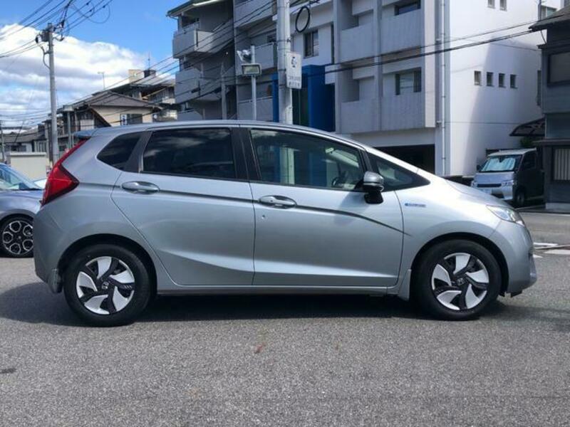 FIT HYBRID