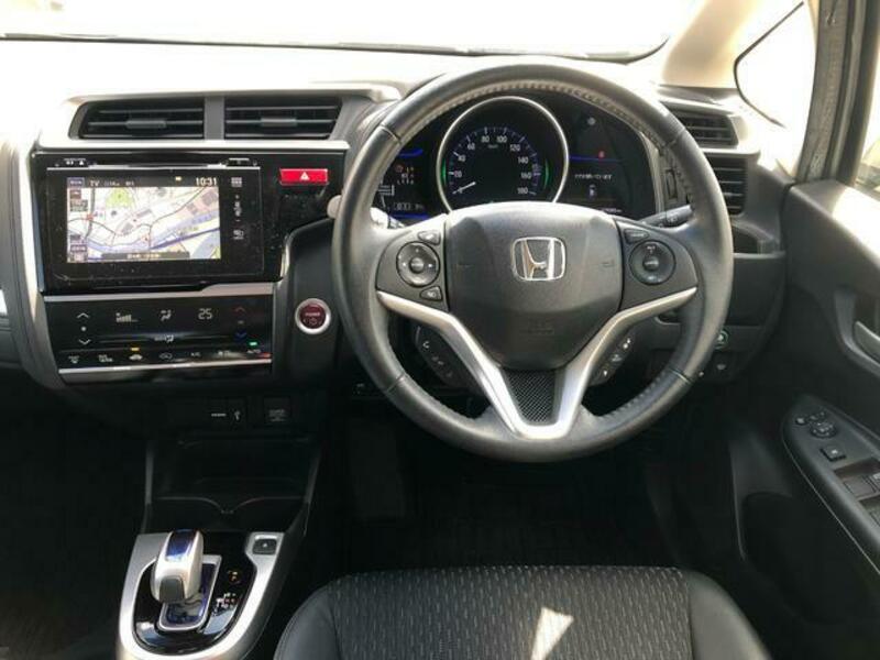 FIT HYBRID