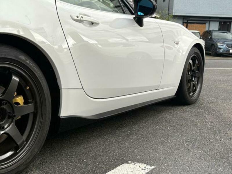 ROADSTER